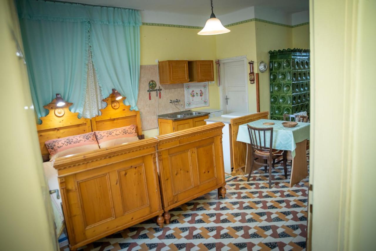 Zöldkapus Vendégház Fony Esterno foto