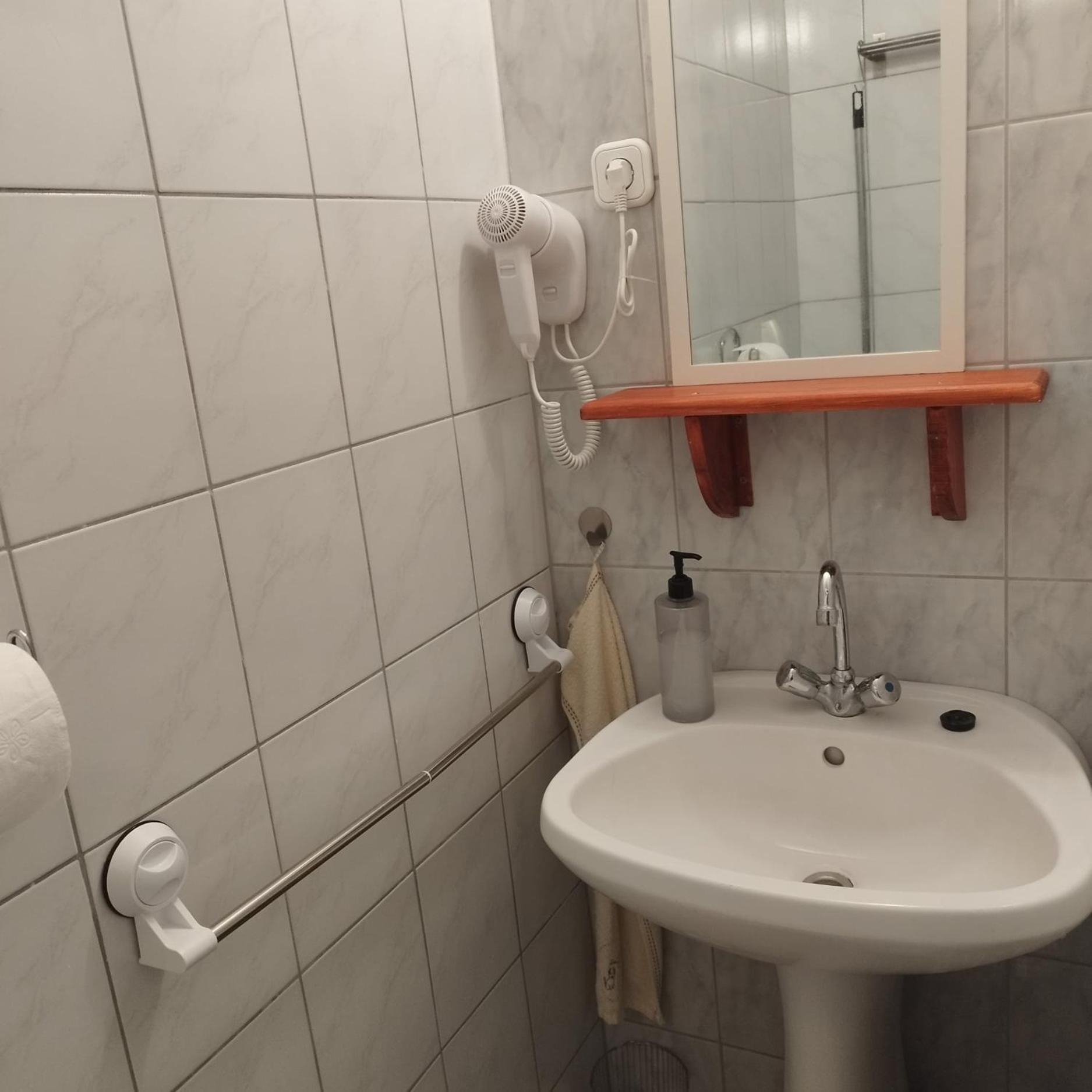 Zöldkapus Vendégház Fony Esterno foto